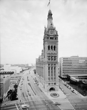 City Hall from the south, with a message advertising Festa Italiana on the upper stories.