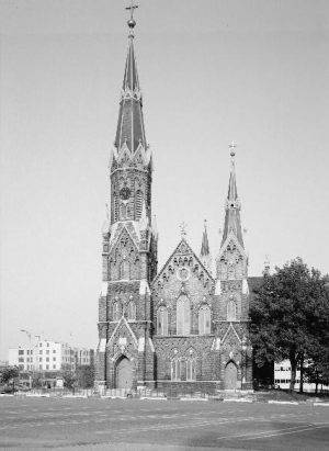 Ground-level photograph of the Trinity Evangelical Lutheran Church taken during the 1930s.