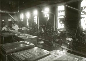 Photograph of the Kruyer Polski pressroom in the Herold Building taken in 1928.  