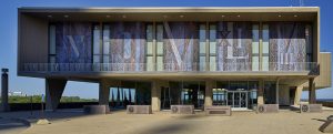 2016 photograph of the Milwaukee County War Memorial Center, which was first dedicated on Veterans' Day in 1957.