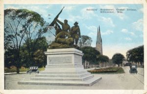 1922 postcard featuring the Civil War Memorial sculpture titled "Victorious Charge," completed in 1888. 